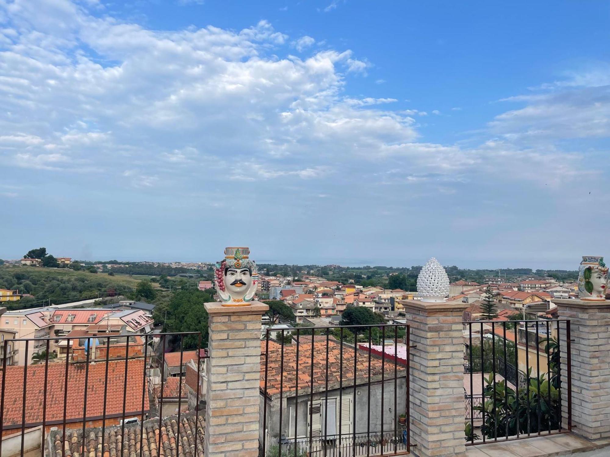 Bed And Relax-Il Maniero Bed & Breakfast Calatabiano Ngoại thất bức ảnh